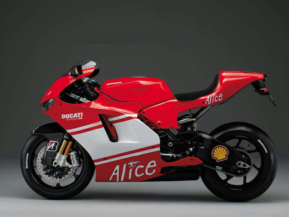 我的GP不是梦!---Ducati Desmosedici RR
