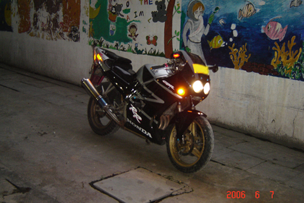俺的车车，CBR17，（2006进化版）