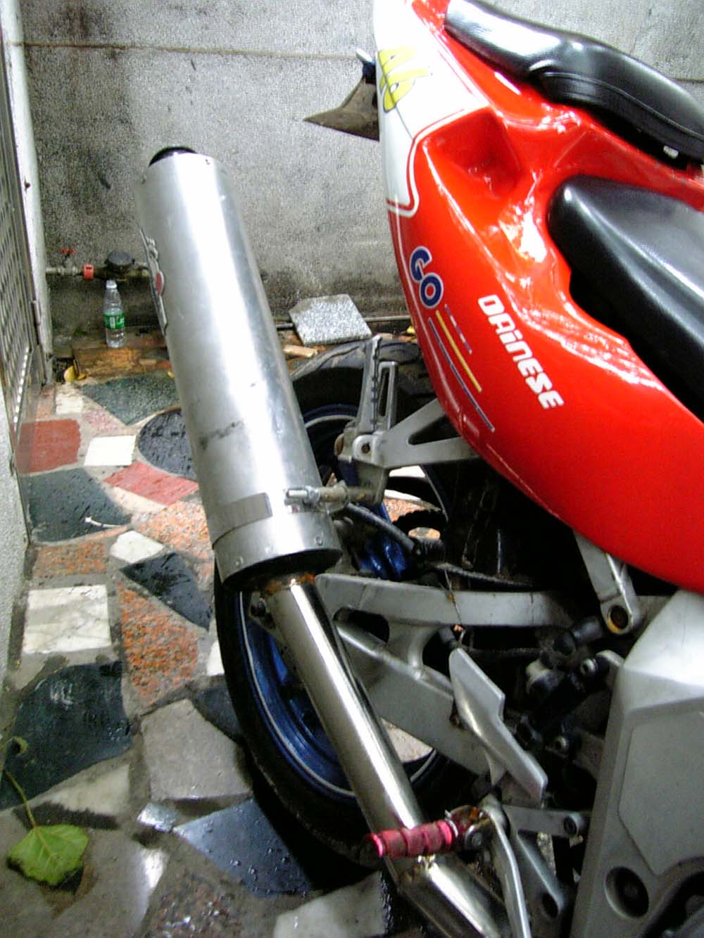 广州地区放雅马哈FZR400