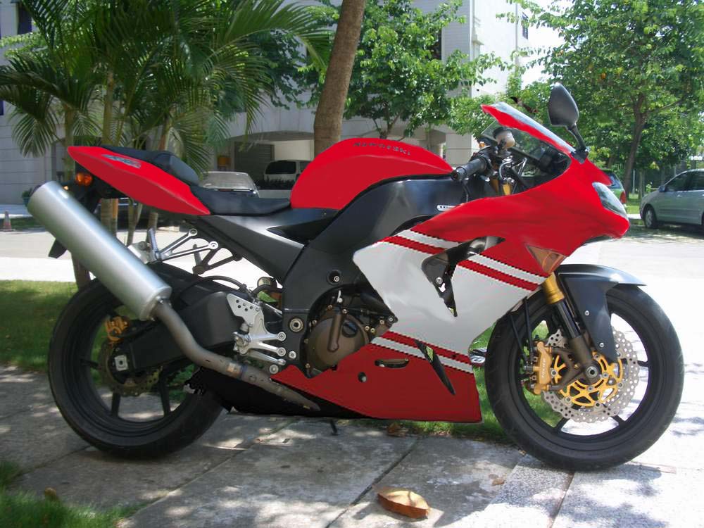 [推荐]重新发贴〖05年ZX-10R〗原板原漆