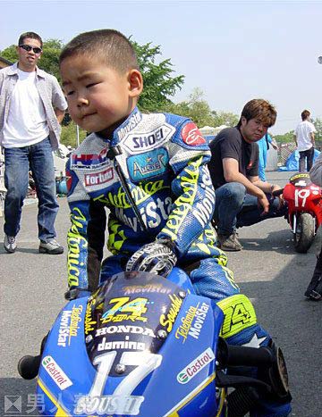 [灌水]真正的“Mini”摩托车赛事！