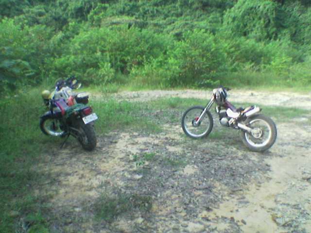 时速200KM__飞鸡上山____@