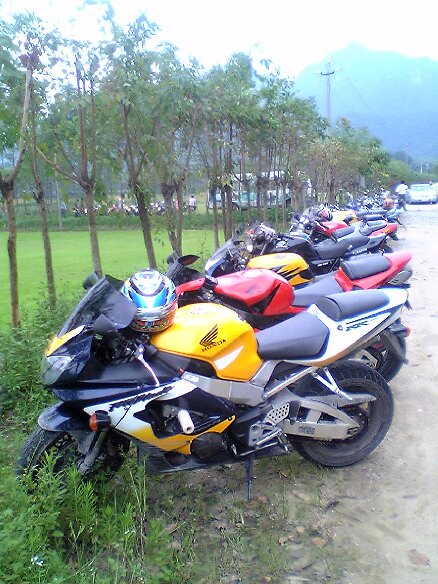 广东清远出售ＨＯＮＤＡ＜ＣＢＲ－９２９＞