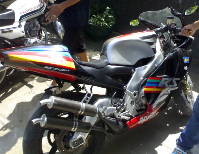 出售2冲鬼!~aprilia RS250!