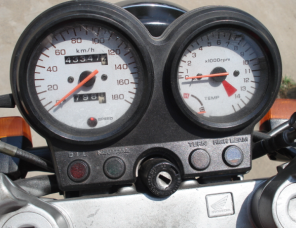 中山卖超精神VT-250一台