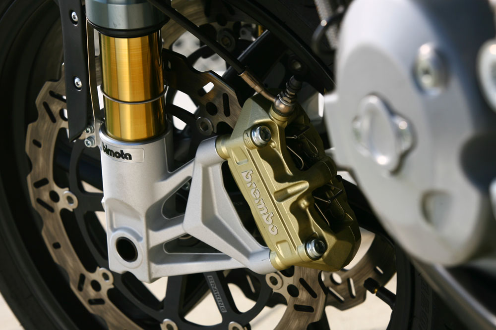 2缸潮流 之: (比摩塔)06  Bimota DB6 Delirio