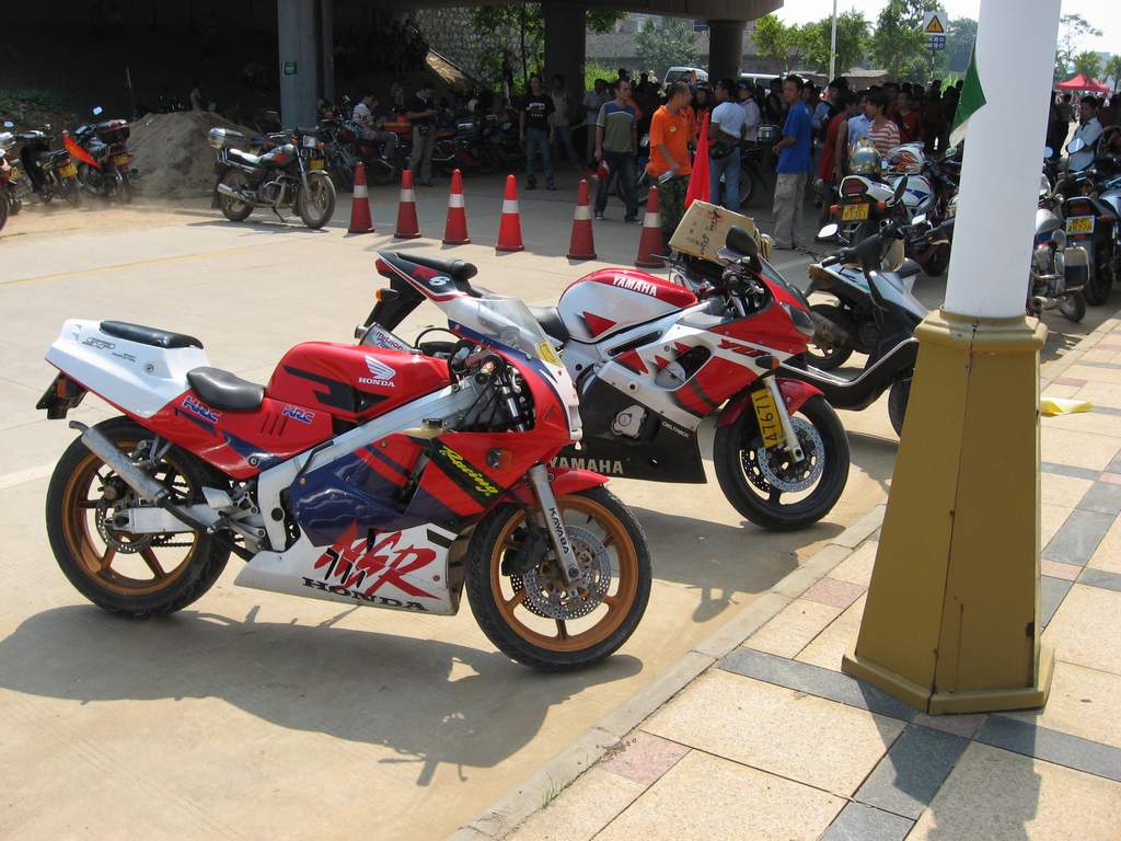 mWkrA1Bx.jpg