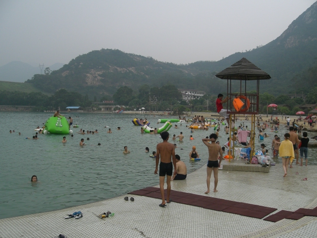 江门Ｍ２　８．２０游泳随照～～～