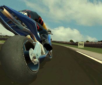 MOTO GP2(世界摩托锦标赛）游戏，有烧胎有抬后轮什么的~