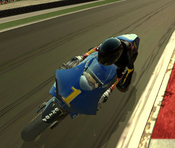 MOTO GP2(世界摩托锦标赛）游戏，有烧胎有抬后轮什么的~