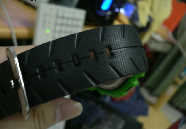 [分享]卡西欧赞助MOTO GP川崎车队的纪念手表