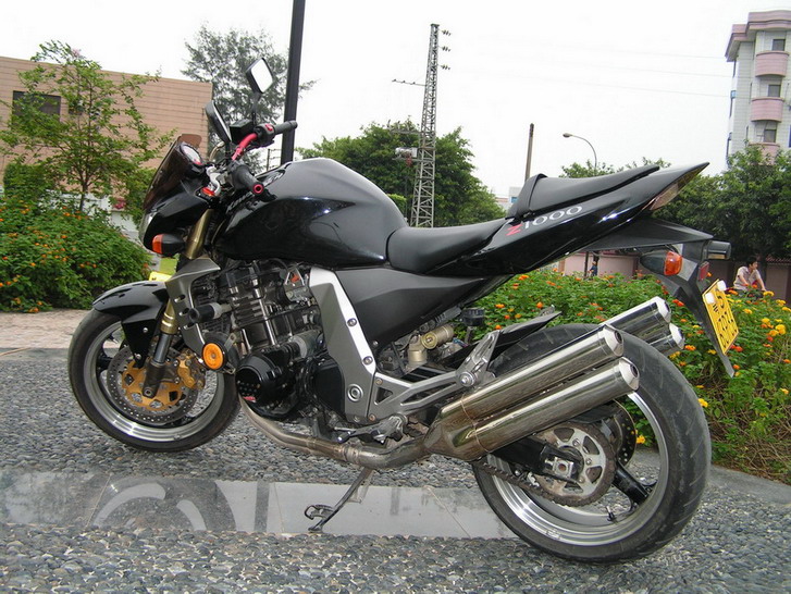 代友出让两台劲车：Z1000&R6