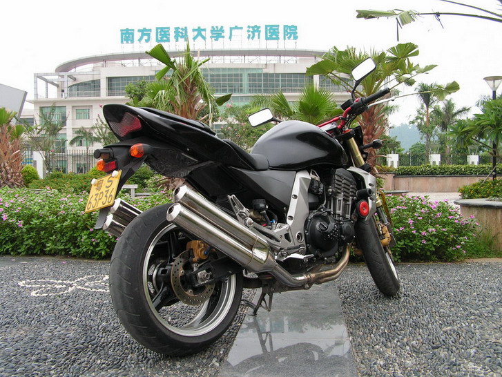 代友出让两台劲车：Z1000&R6