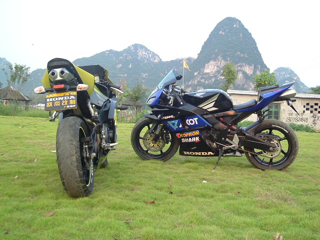[贴图]CBR22~~~29的改装造型, 改得不怎样也请大家来关注一下!