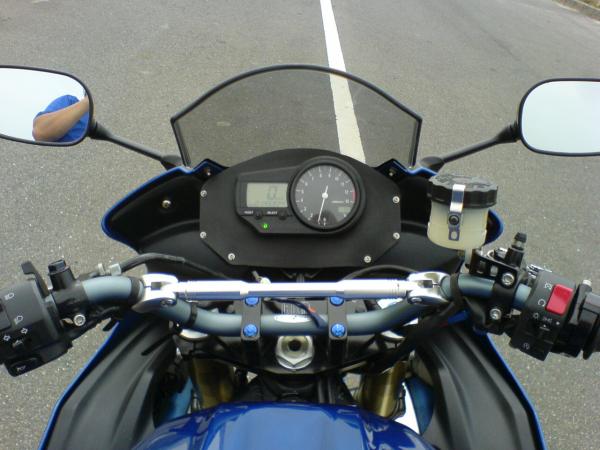 R1  改 FZ1