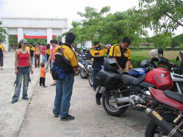 Ｍ２－－２００６．９．９助学活动