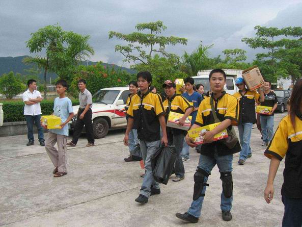 Ｍ２－－２００６．９．９助学活动