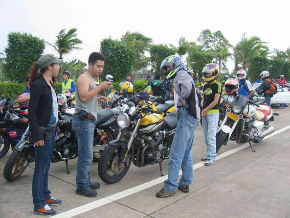 Ｍ２－－２００６．９．９助学活动
