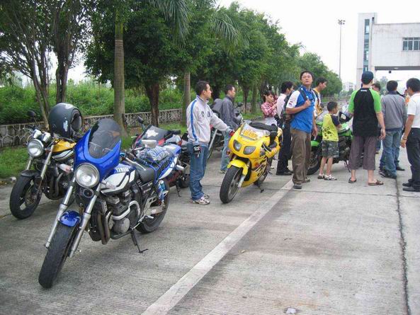 Ｍ２－－２００６．９．９助学活动