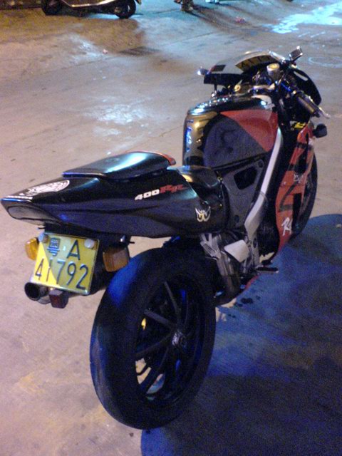 [贴图]广州一万元整出售本田VFR400！