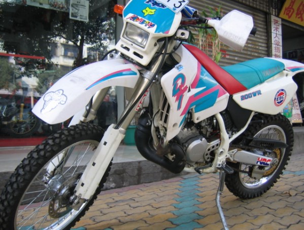 [原创]郴州10000元出售一台YAMAHAＤＴ２００越野车