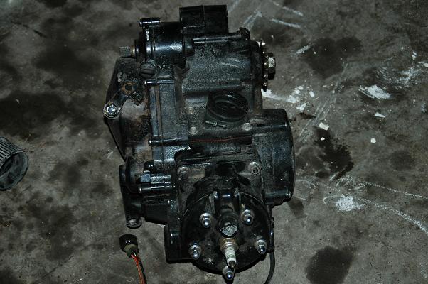 广州白云区1500元出售雅马哈YZ125cc厂爬越野机器