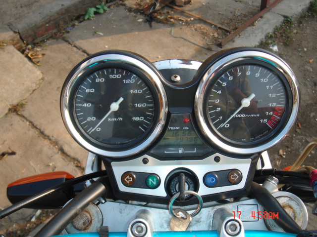 广东湛江一万七千五出售０１ＣＢ　ＶＴＥＣ