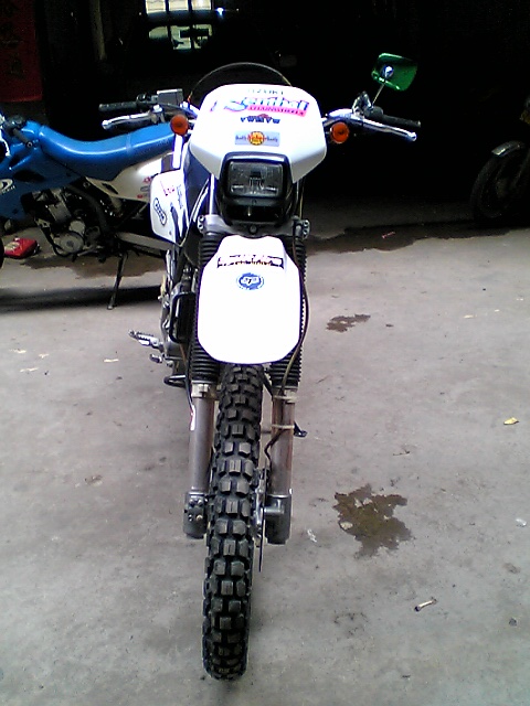 南海15000元出售SUZUKI  DR250爬山车