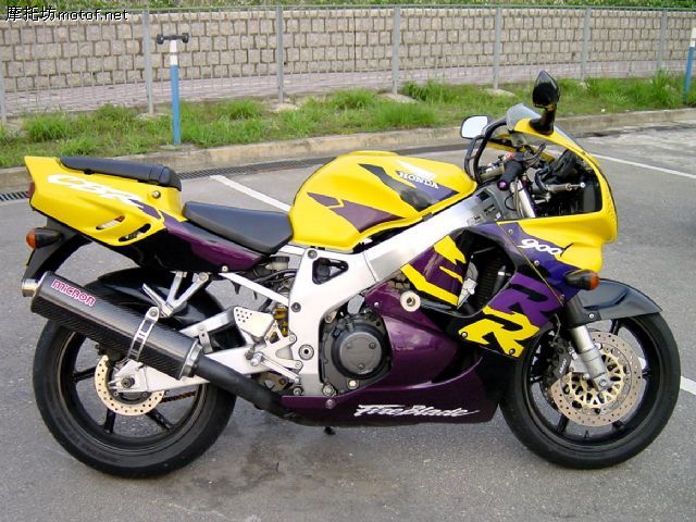 高价收购CBR900！