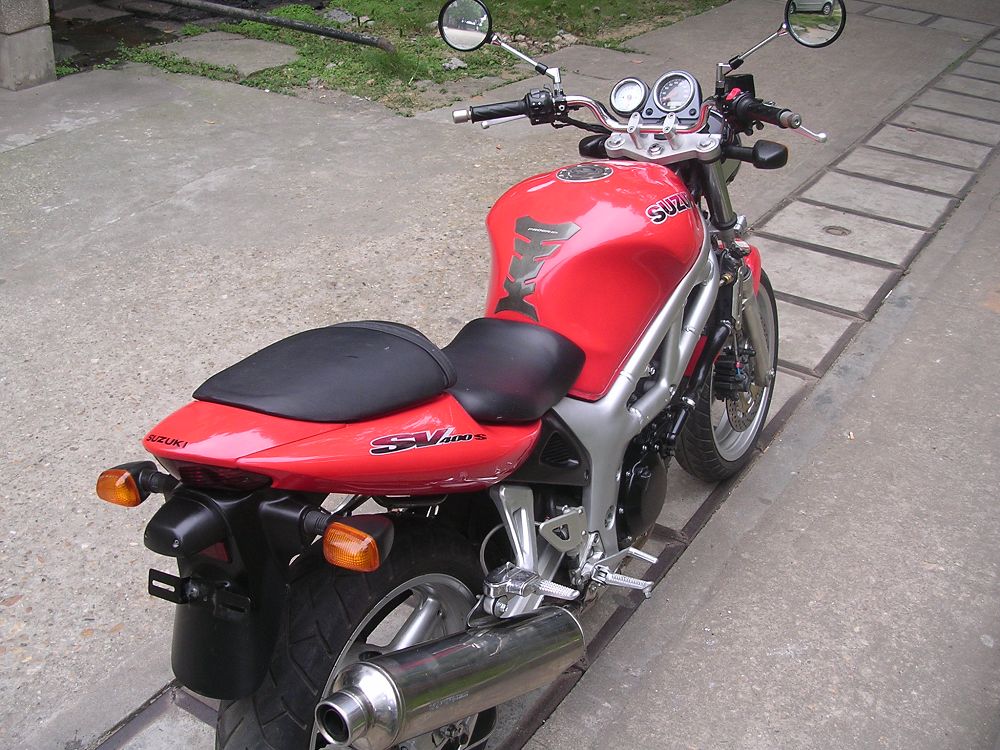 代湖南岳阳车友发：　８００VFR26800,４００SV16000