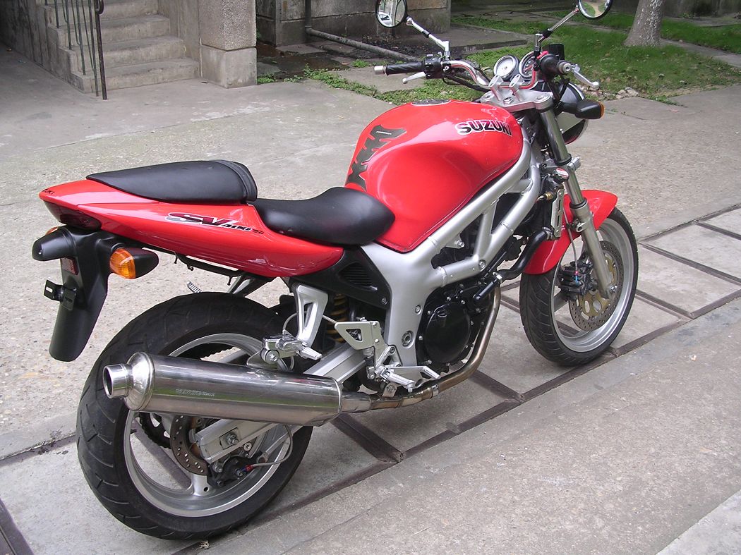 代湖南岳阳车友发：　８００VFR26800,４００SV16000