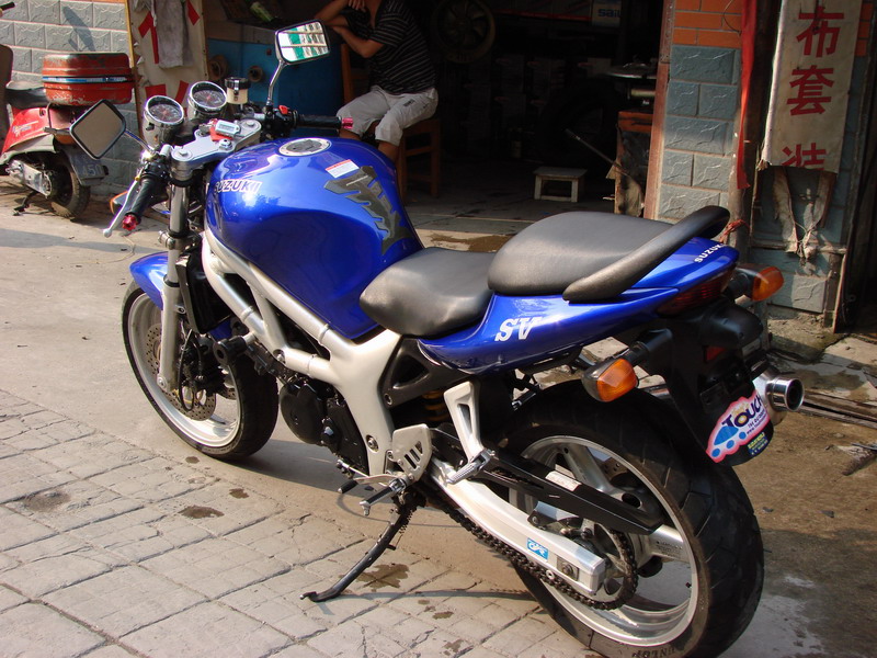 湖北武汉1W9出售01年SV650
