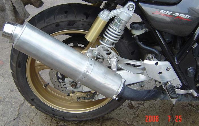 广西1万9出售真牌本田00年CB400VTEC