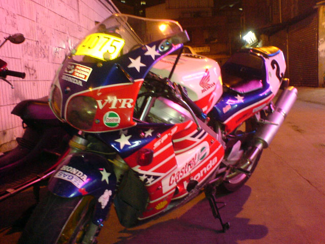 [贴图]广州一万二千元整出售[粤J]本田VFR400！