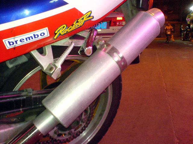 [贴图]广州一万二千元整出售[粤J]本田VFR400！