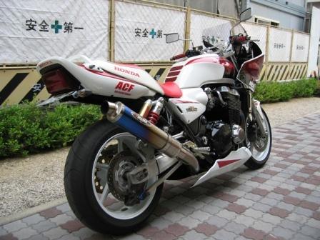 ’９８　CB１３００ＳＦ　多改装