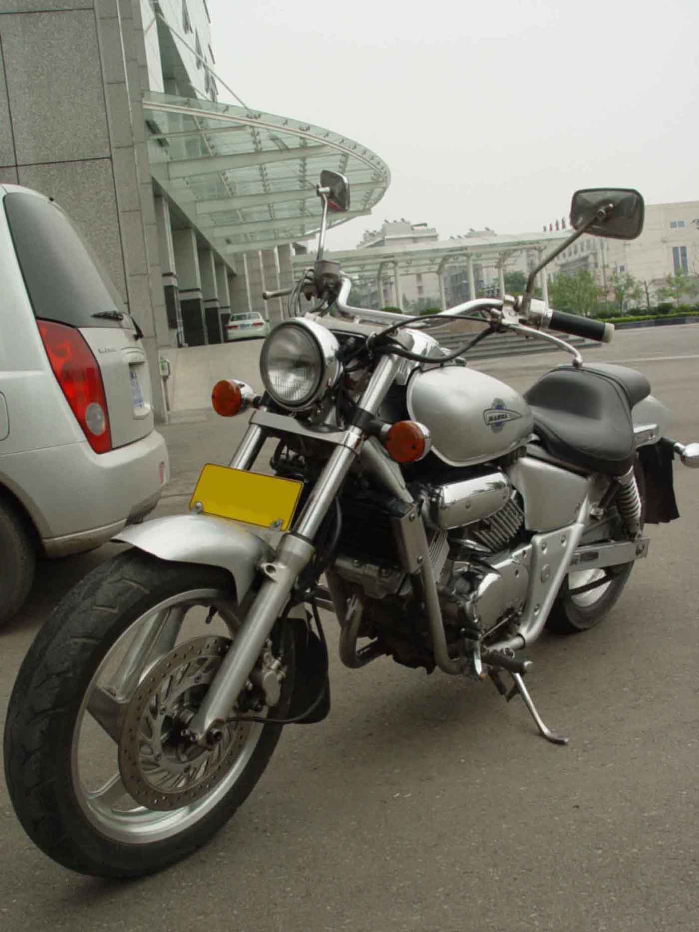 湖北武汉96款的本田MAGNA-250 八千元转让