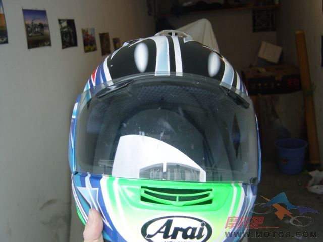 湖南常德 05大眼 ARAI   2500元