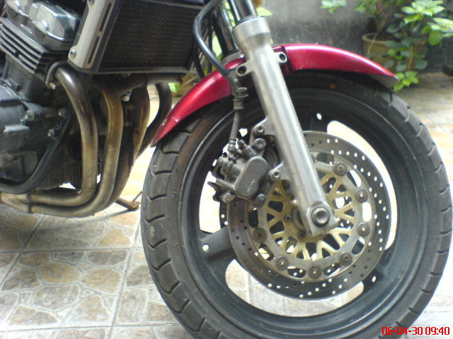 阳江卖94-CB400一台.(可换车)8800元。