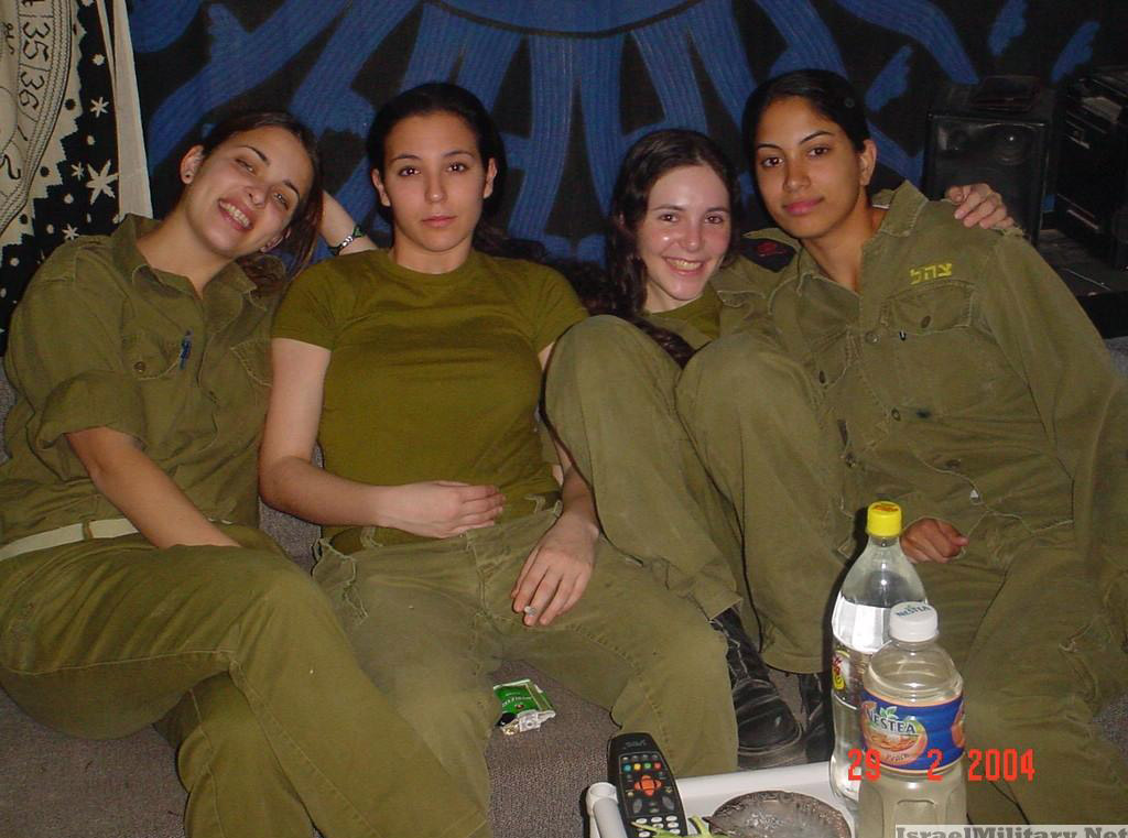 [贴图]以军女兵MM魅力在世界首屈一指滴！