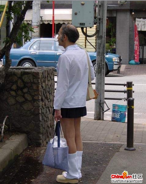 [分享]美丽的下半身！ 令人惊讶的上半身！