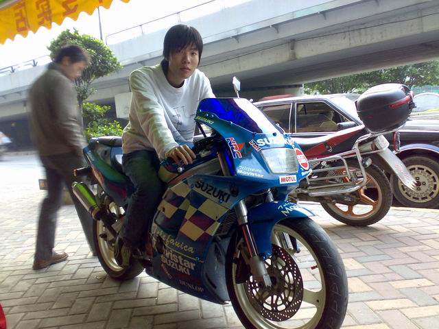 [注意]广州3800元出售欧版RG250一台