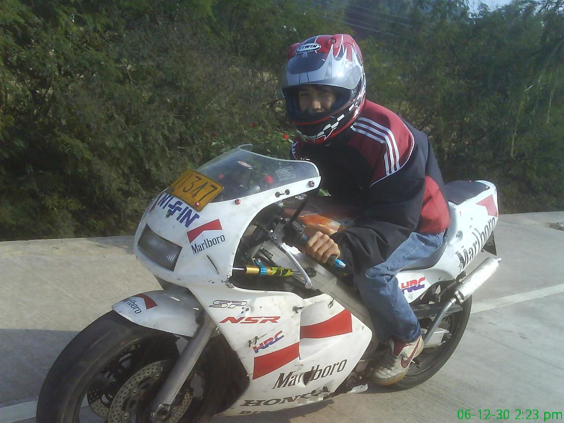 广东恩平出售PGM2(3400) FZR250(3400) FZR400(1400)