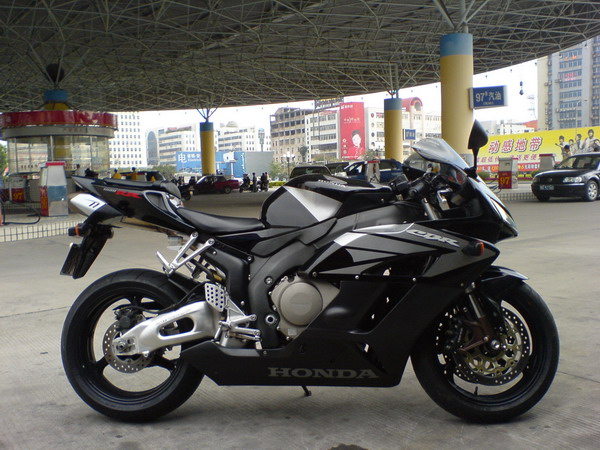 [代发]广东汕头卖05CBR1000（售价65000）