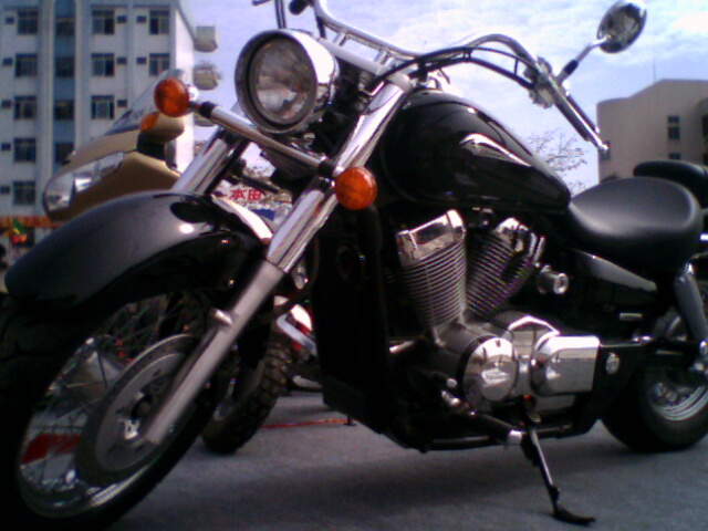大排量SHADOW750及本田金翼登陆增城