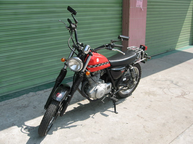 东莞代卖两台摩托车
