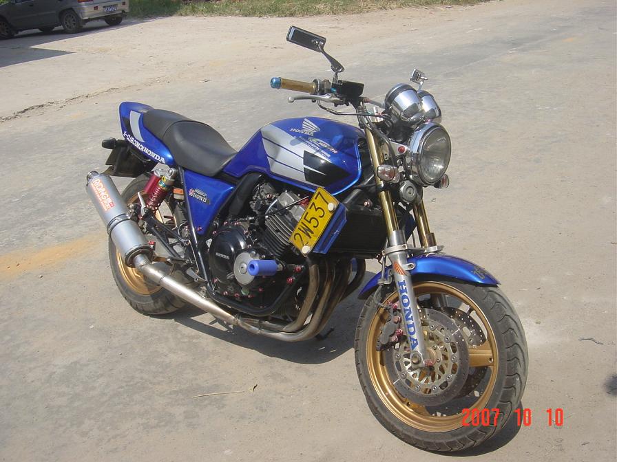 [原创]广东肇庆四会一次出三台靚車99R1,95CB,CBR22各一台.价钱分别是35000.12300.7300.