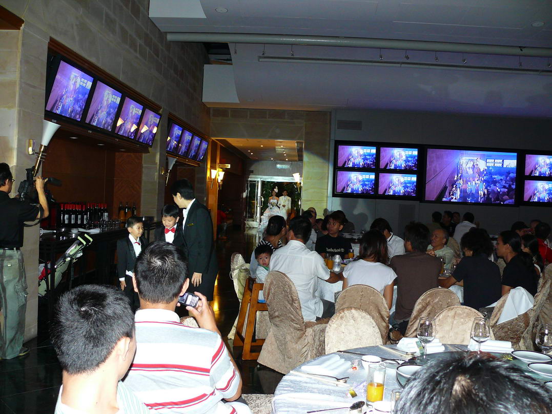 中国CSBk超级摩托车赛凌肯车手叮当结婚典礼