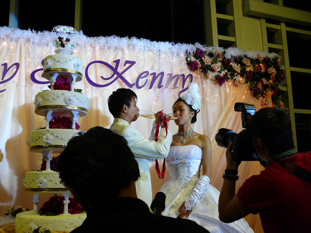 中国CSBk超级摩托车赛凌肯车手叮当结婚典礼