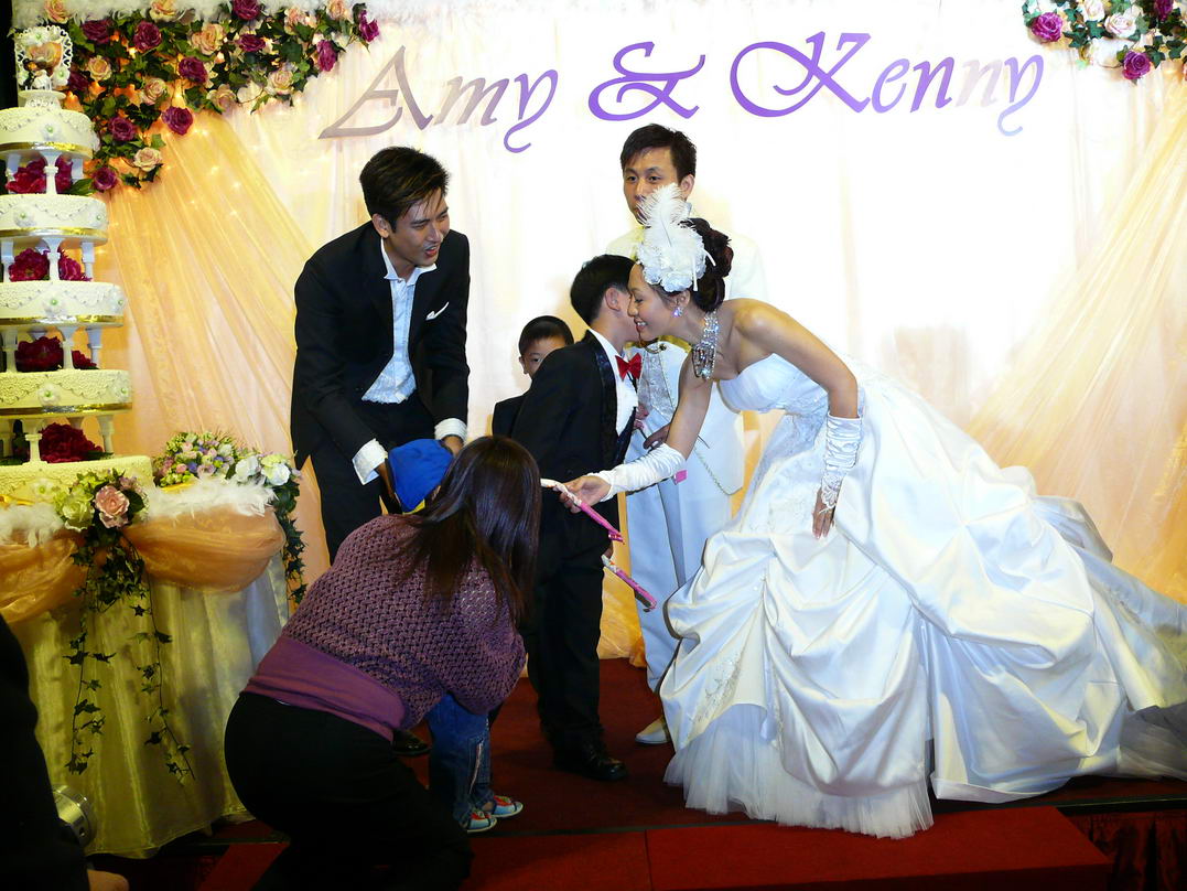 中国CSBk超级摩托车赛凌肯车手叮当结婚典礼